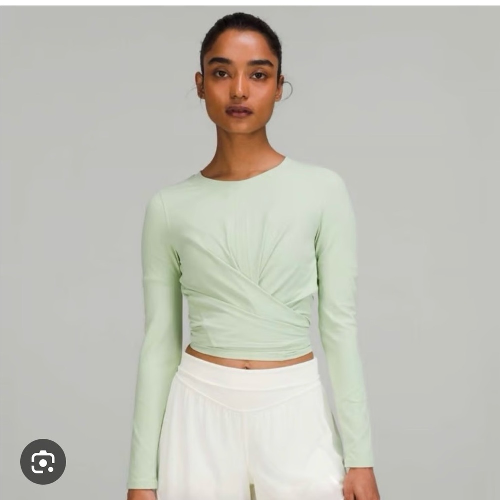 Lululemon Athletica Light Green Long nulu Sleeve Top